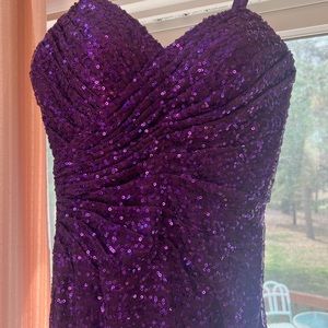 Gorgeous La Femme homecoming/formal dress. Size 2.